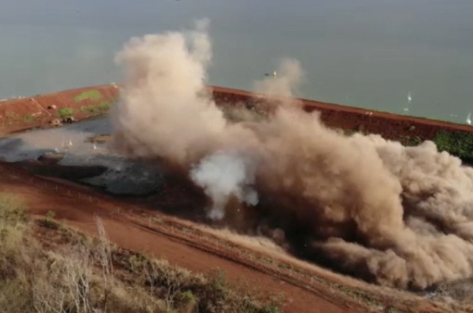 Ibitinga: Ampliao da hidrovia Tiet-Paran tem 2 detonao