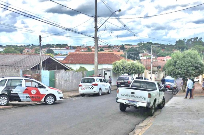 Homem de 52 anos � encontrado morto, em saco de lixo