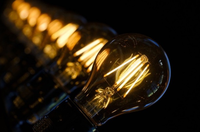 Conta de energia deve subir com reajuste acima de 20%