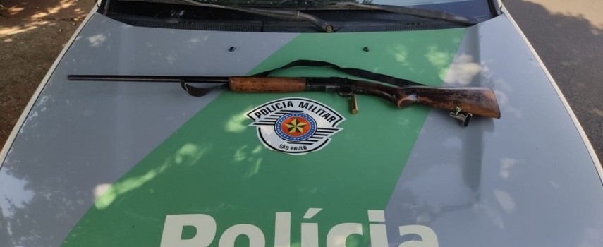 cachorro-e-baleado-com-espingarda-e-homem-e-preso-por-maus-tratos