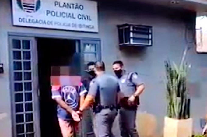 PM prende menor de idade acusado de roubo em com�rcio