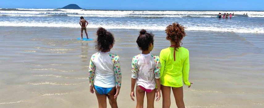 projeto-crianca-feliz-levou-24-criancas-para-praia