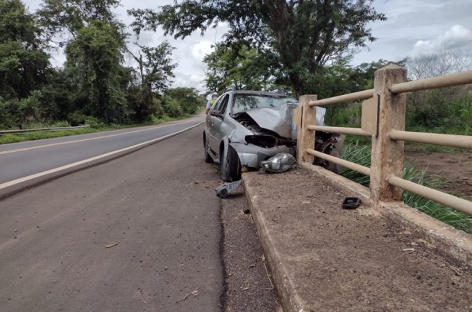 SP-331: Colis�o deixa ferido na rodovia Victor Maida