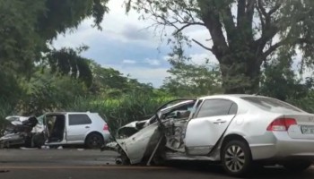 araraquara-acidente-deixa-um-morto-3-feridos-e-3-carros-destruidos