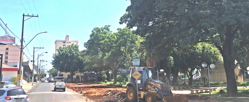 reforma-da-praca-jorge-tibirica-teve-inicio
