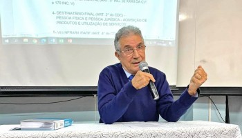 faibi-recebeu-advogados-para-ministrar-palestras