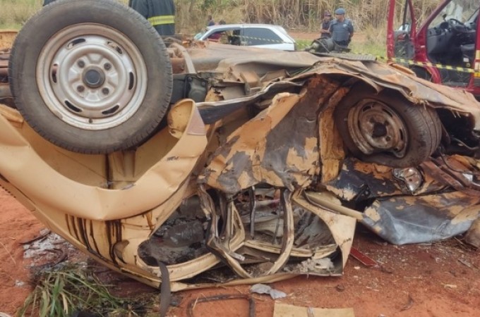 Borborema: Motorista morre e outro fica ferido ap�s colis�o frontal