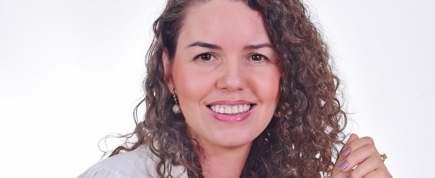 alliny-sartori-foi-aprovada-pelo-partido-para-concorrer-a-deputada