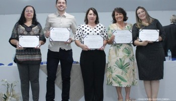 professores-receberam-titulo-de-guardiao-da-educacao