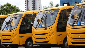 tabatinga-recebeu-onibus-escolar-do-governo-do-estado