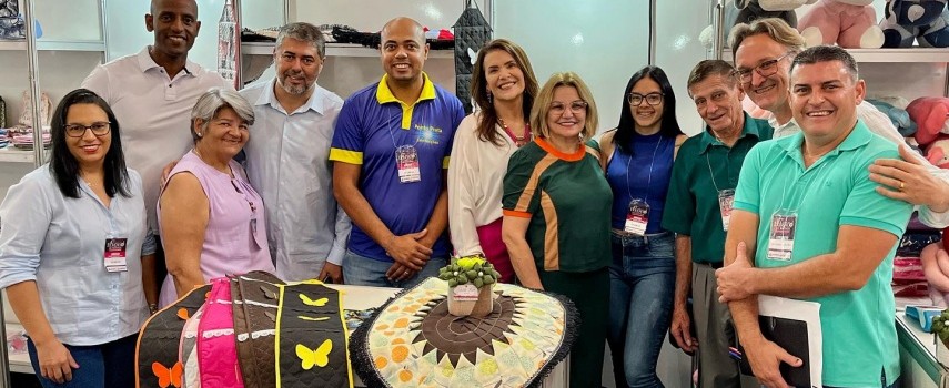 deputada-destina-recursos-e-prestigia-47a-feira-do-bordado