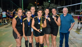 volei-time-de-ibitinga-conquistou-2o-lugar-em-torneio-em-itapolis