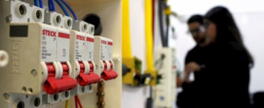 cecribi-abriu-matriculas-para-curso-gratuito-de-eletricista