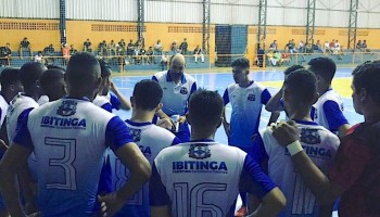 futsal-cambaratiba-venceu-avai-no-nicolao-na-copa-record