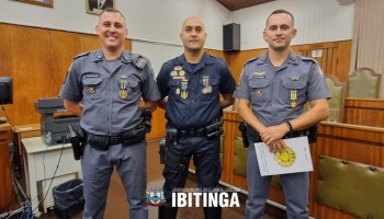 militares-receberam-medalhas-na-camara