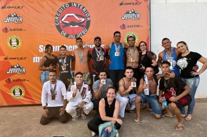 Jiu-Jutsu: Atletas de Ibitinga conquistaram medalhas em Bauru