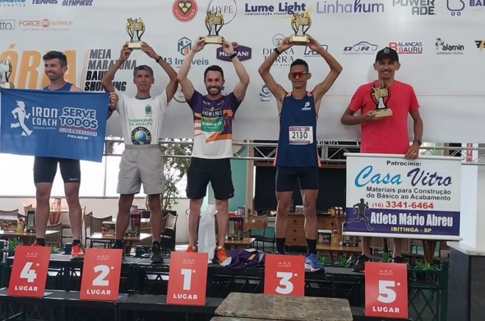 Atletas de Ibitinga conquistaram 4 trofus em Meia Maratona de Bauru