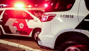 forca-tatica-prende-2-e-desmantela-ponto-de-trafico-de-drogas