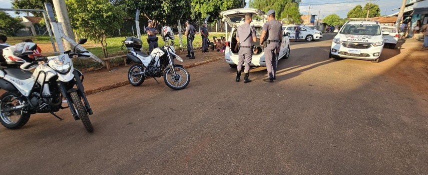 ibitinga-pm-realizou-operacao-bloqueio-e-visibilidade