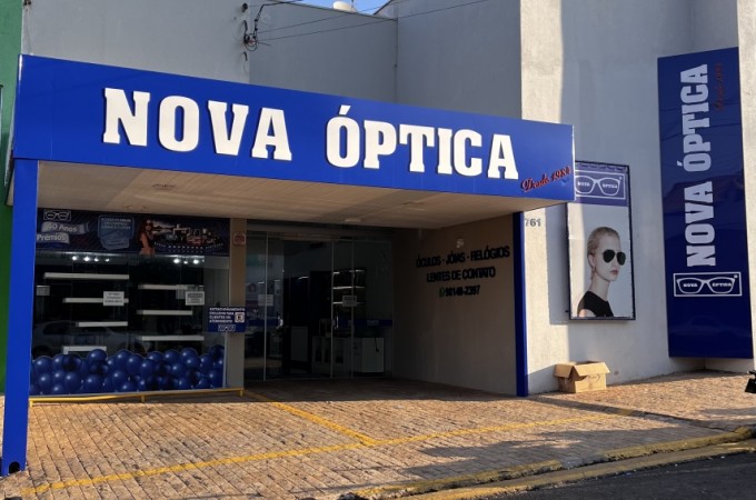 Nova �ptica est� comemorando 40 anos