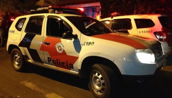homem-e-preso-depois-de-mandar-foto-de-arma-para-amigos-da-ex-mulher
