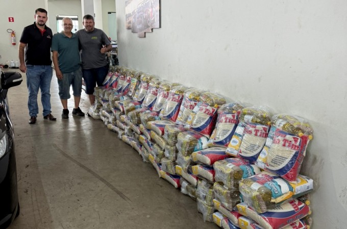 Associao Canela fez doaes de cestas bsicas