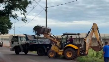 mutirao-da-limpeza-continua-no-jd.-paraiso-e-jd.-bela-vista