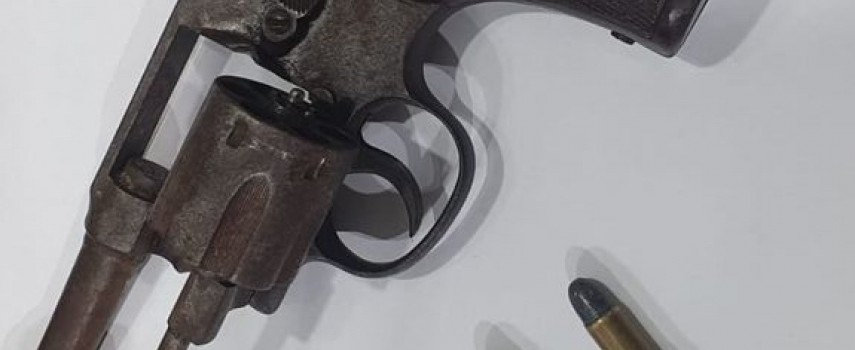 pm-prende-homem-com-arma-de-fogo-em-tabatinga