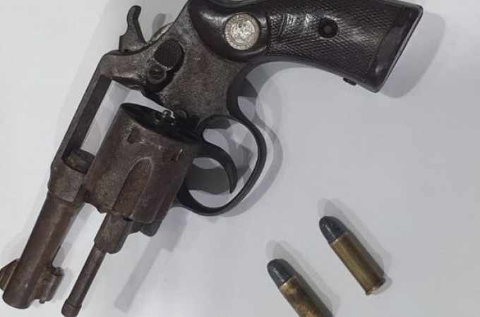 PM prende homem com arma de fogo em Tabatinga