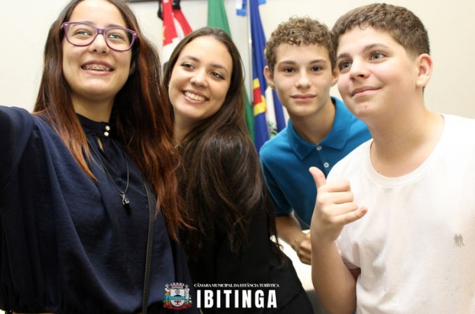 Cmara realizou cerimnia de posse do Parlamento Jovem