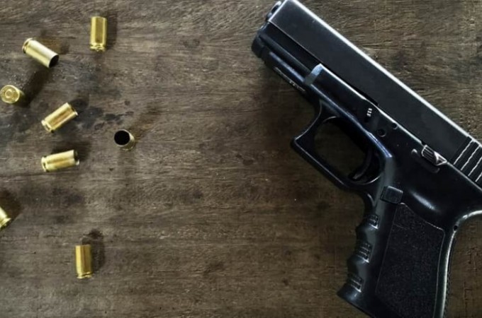 Homem que matou amigo com disparo acidental em carro indenizar� �rf�