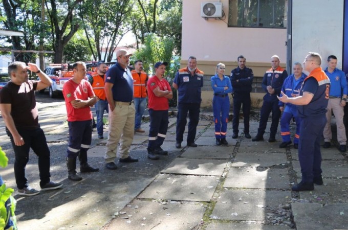 Ibitinga recebeu kits da �Opera��o S�o Paulo Sem Fogo� 