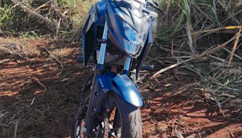 moto-furtada--foi-encontrada-no-canavial