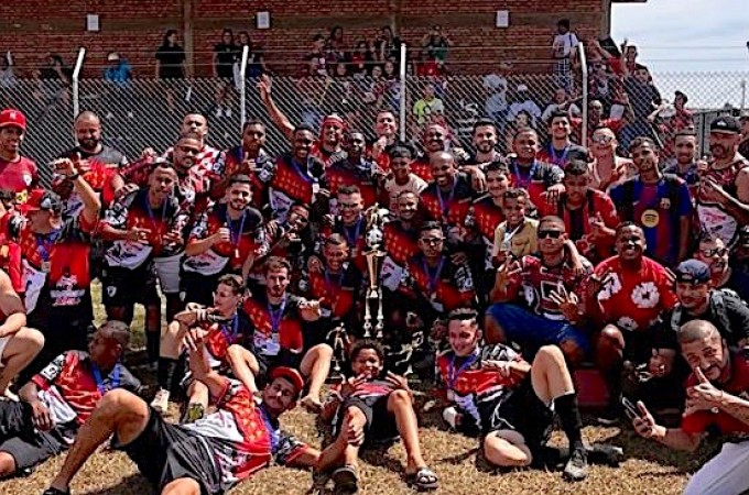 Columa � o campe�o do Campeonato Regional de Futebol Amador