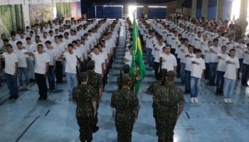 juramento-a-bandeira-reuniu-jovens-no-pavilhao-de-exposicoes