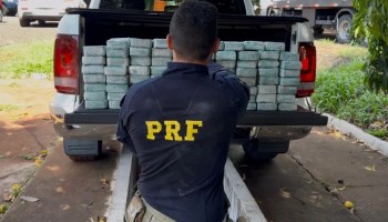 prf-apreende-82-kg-de-pasta-base-de-cocaina-que-iria-para-itapolis