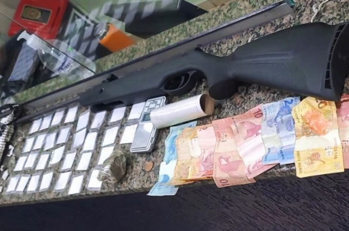 PM desmantela ponto de tr�fico em Lava-r�pido