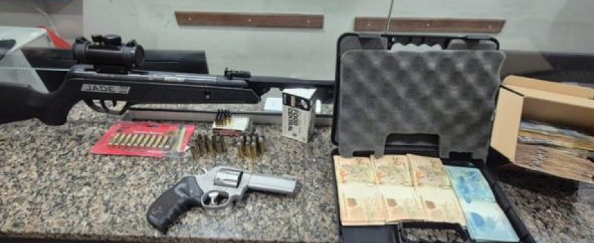 ibitinga-pm-prendeu-homem-em-area-rural-com-armas-e-dinheiro
