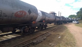 trem-carregado-com-combustivel-descarrila-em-bauru