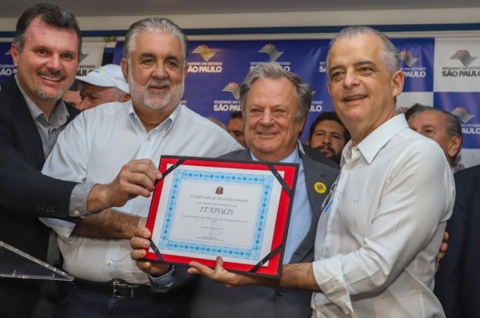 Governador certifica Itpolis como Municpio de Interesse Turstico
