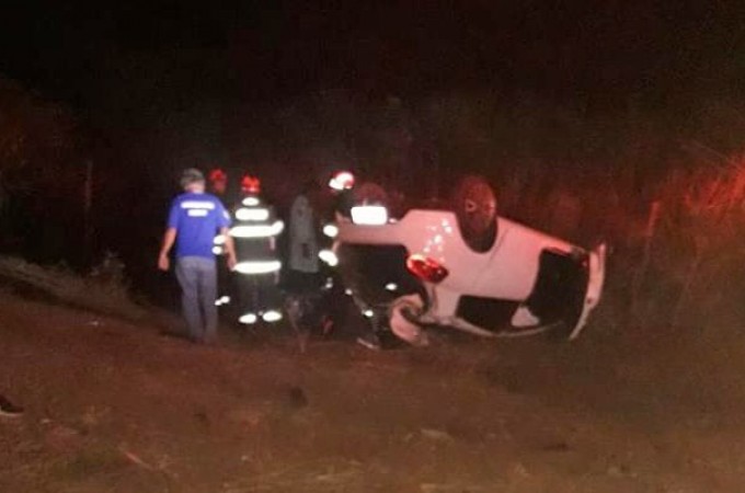 Capotamento: Dois jovens morreram em acidente em Gavi�o Peixoto