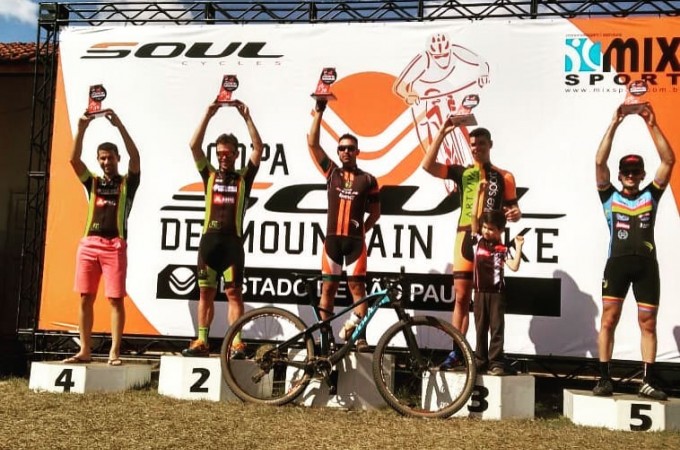 Ciclismo de Ibitinga conquista medalhas em Catanduva