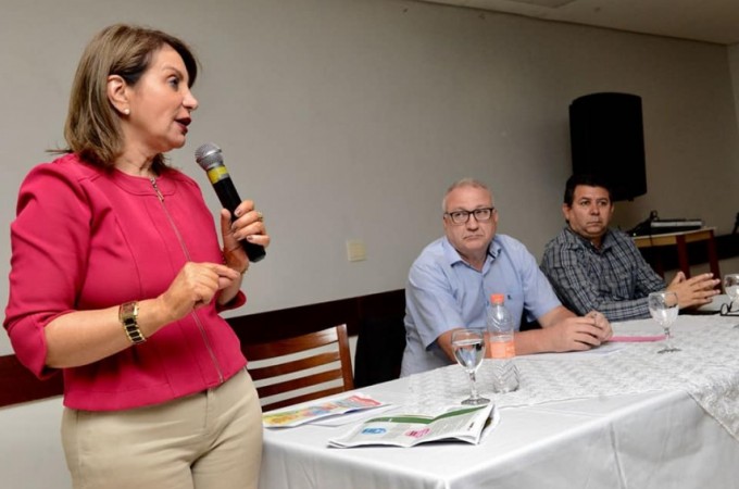 APEOESP realizou reunio com professores em Ibitinga