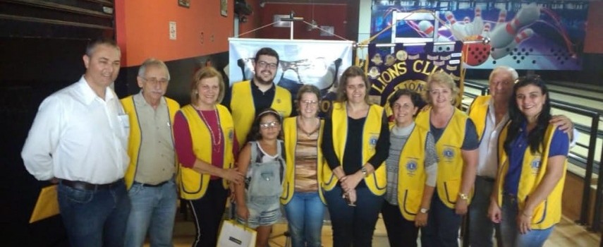 alunos-do-s.o.s.-receberam-doacao-de-oculos