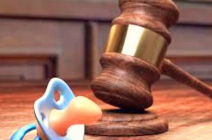 Mulher � presa por falta de pagamento de pens�o aliment�cia