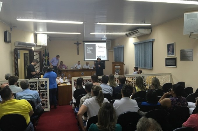  Cmara sediou assembleia da Santa Casa