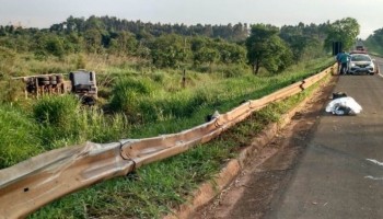 acidente-com-caminhao-deixa-1-morto-em-araraquara