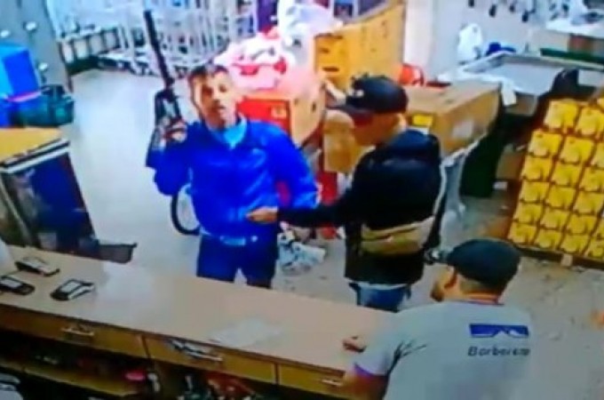 Borborema: Homens armados assaltam comrcio e levam refm