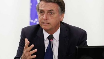 bolsonaro-assina-decreto-que-flexibiliza-a-posse-de-armas