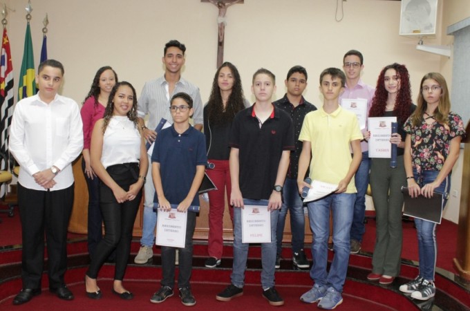 Parlamento Jovem 2019 tomou posse na Cmara Municipal